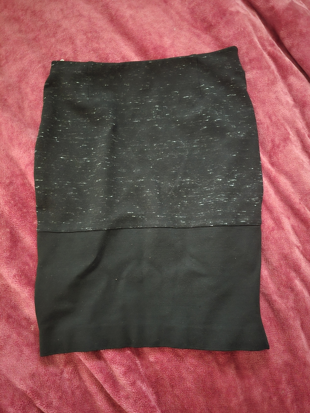 Aritzia Black Two-Tone Pencil Skirt With Side Zippers